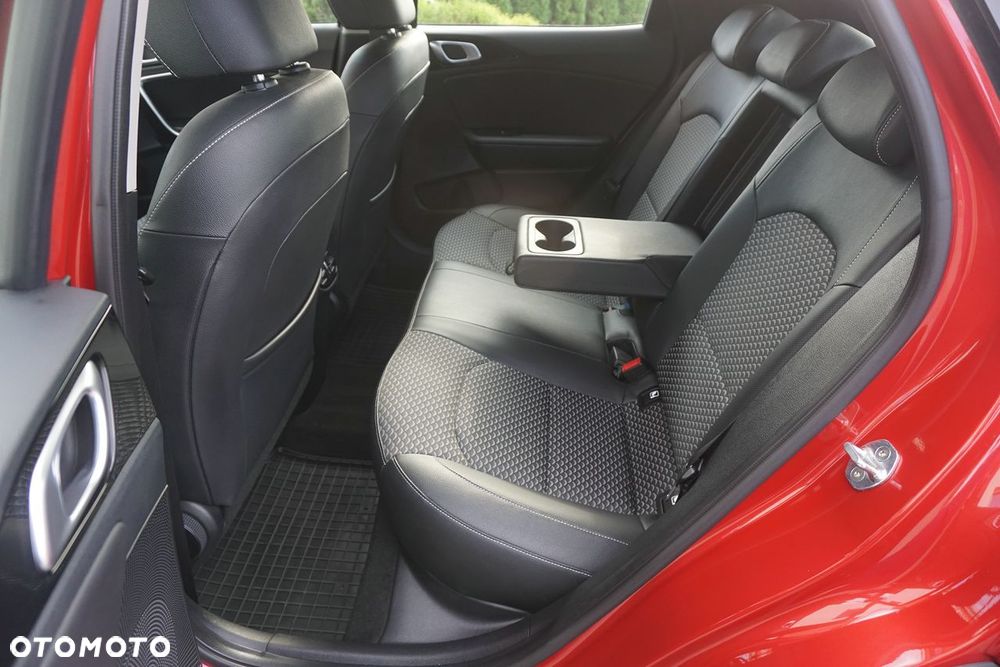 Kia XCeed 1.5 T-GDI MHEV Prestige Line DCT - 17