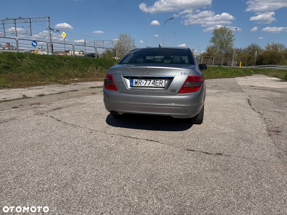 Mercedes-Benz Klasa C 200 CDI Avantgarde - 9