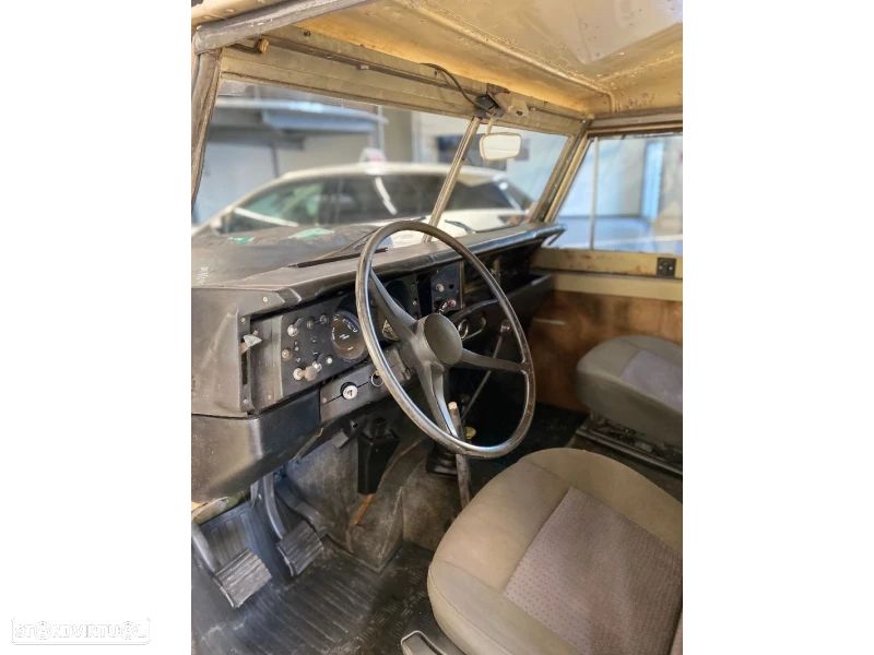 Land Rover Defender 90 2.5 TDi Metal Top - 2