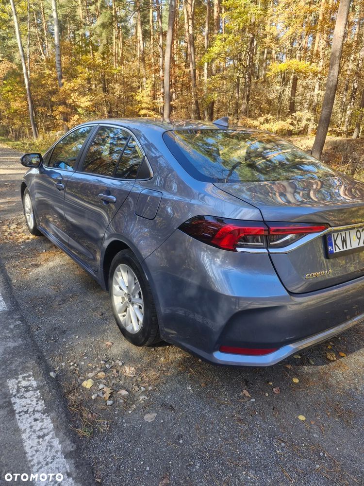 Toyota Corolla 1.8 Hybrid Comfort - 3