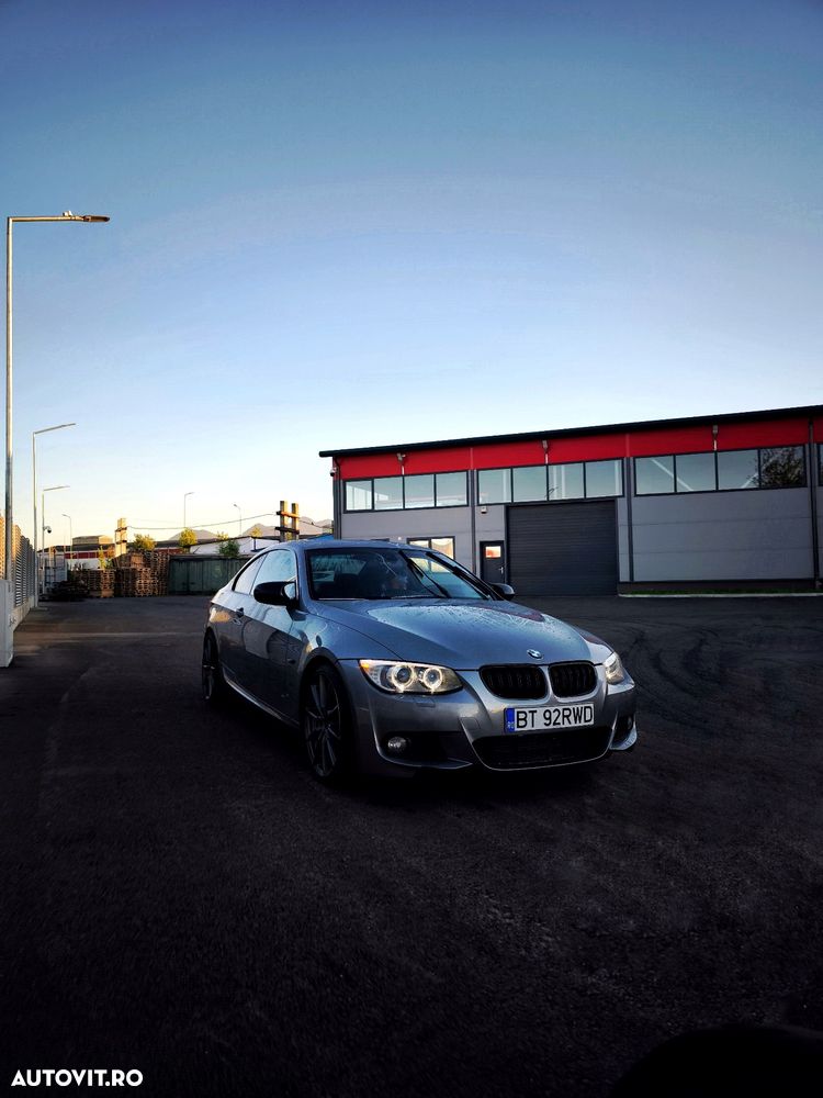 BMW Seria 3 320d Coupe - 1