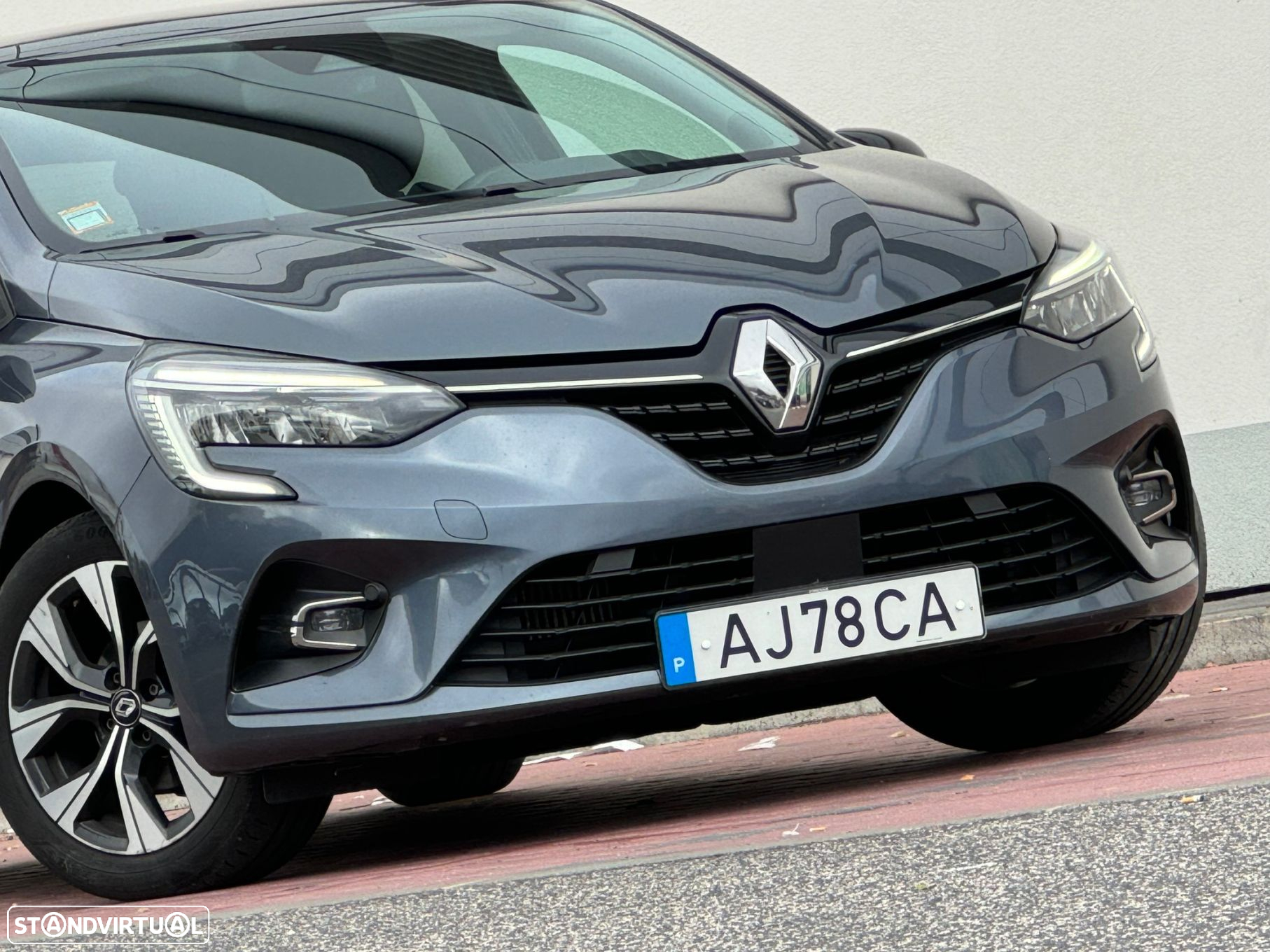 Renault Clio 1.0 TCe Limited Bi-Fuel - 31