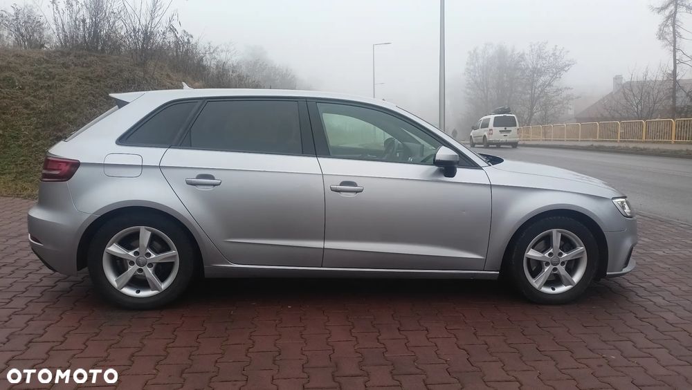 Audi A3 Sportback 1.4 TFSI CoD S tronic - 8