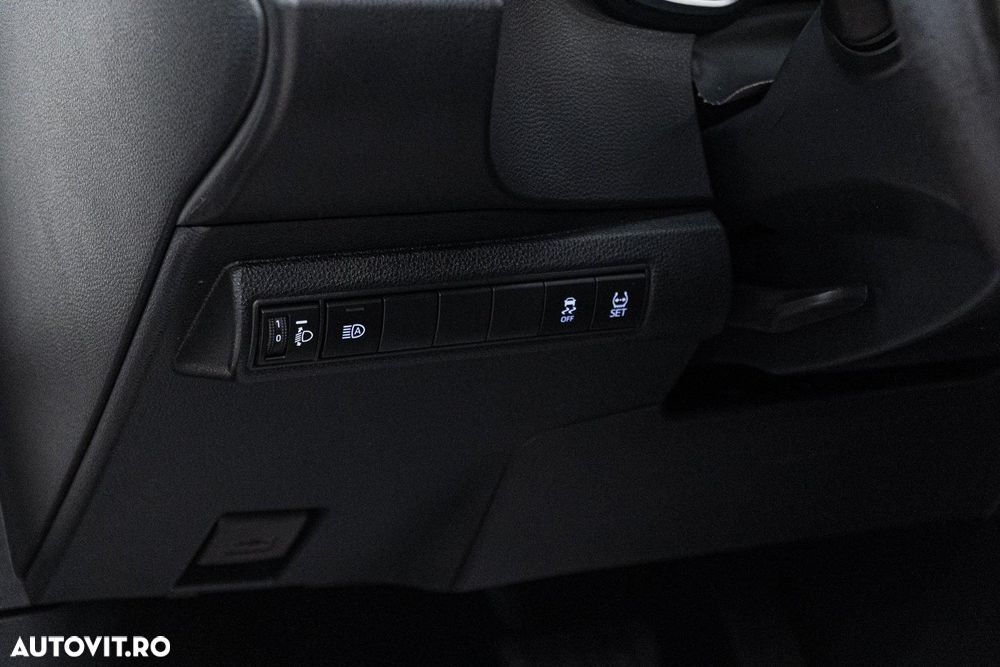 Toyota Corolla 1.8 HSD Dynamic - 27