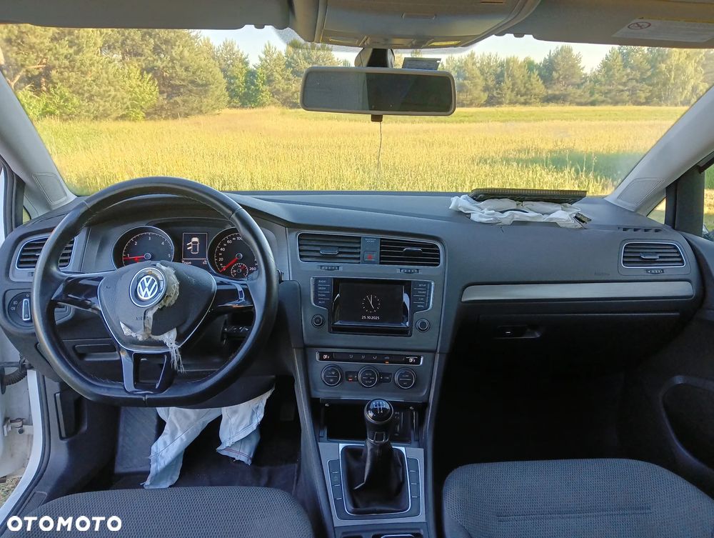 Volkswagen Golf 1.6 TDI Comfortline - 8