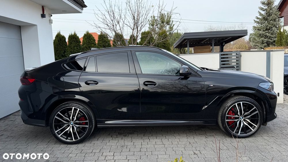 BMW X6 xDrive40d - 11