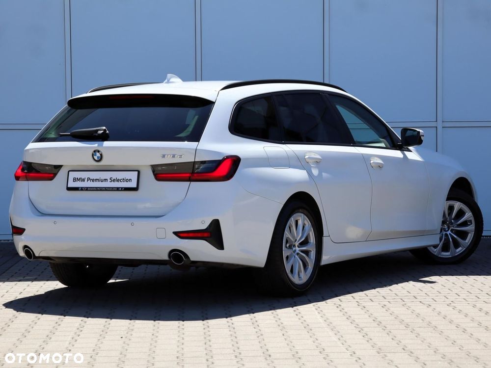 BMW Seria 3 - 2