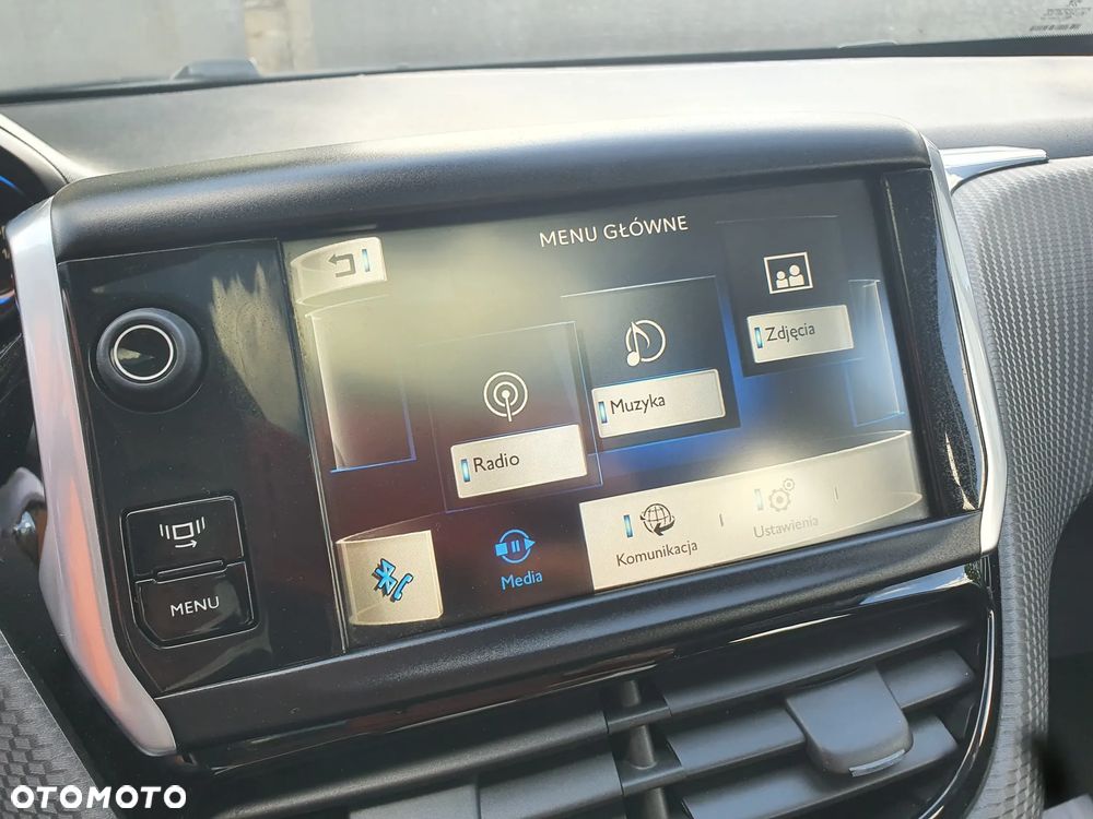 Peugeot 2008 PureTech 110 Stop&Start Allure - 16