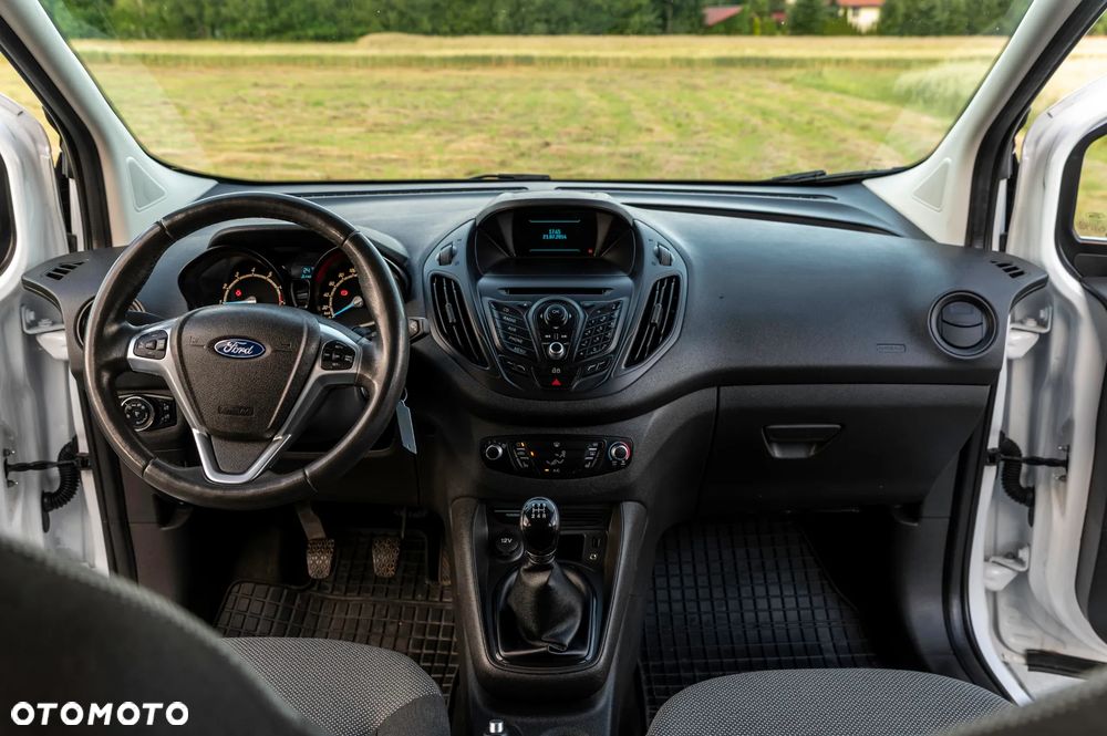 Ford Tourneo Courier 1.0 EcoBoost Trend - 19