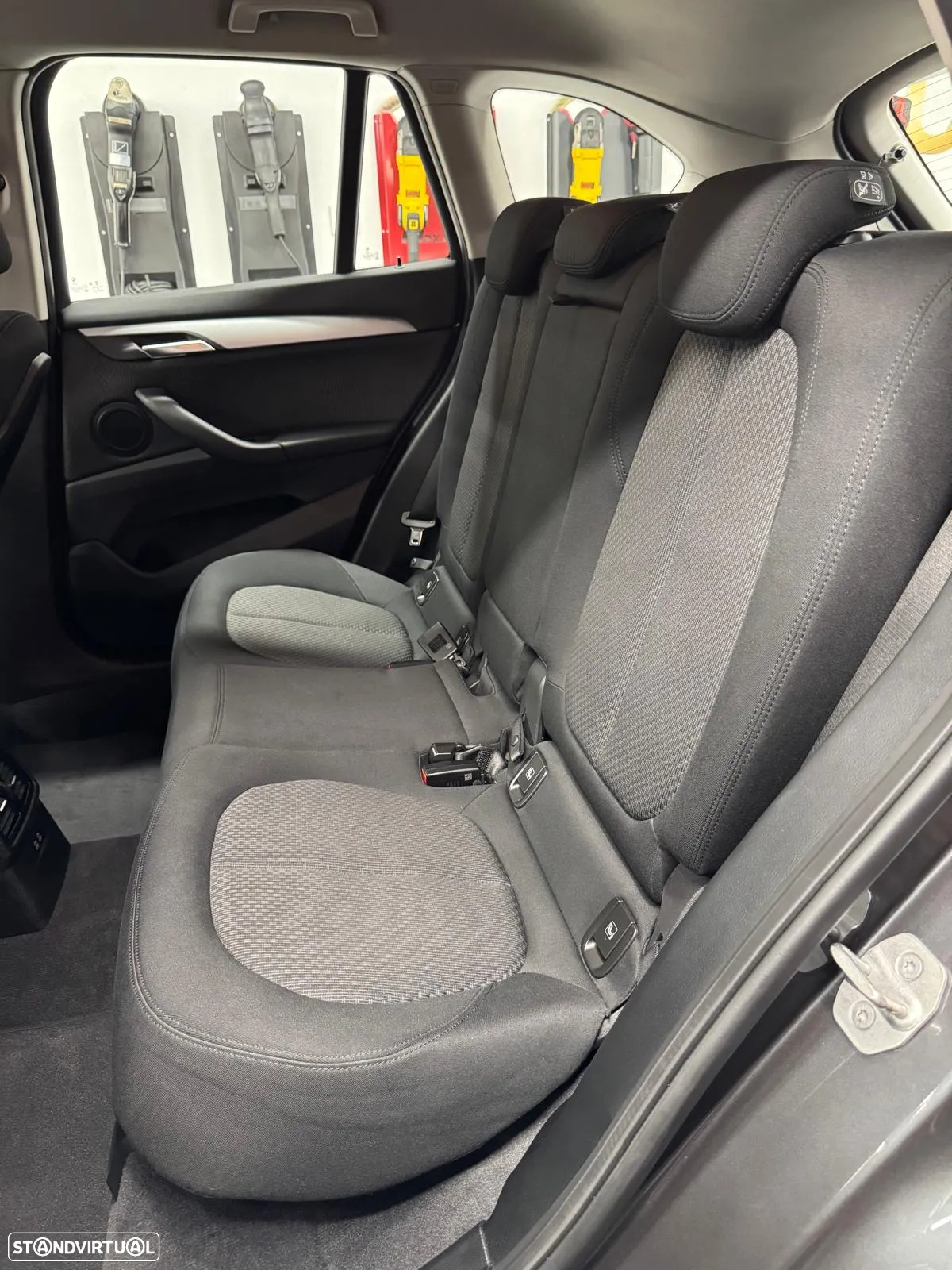 BMW X1 16 d sDrive Auto - 9