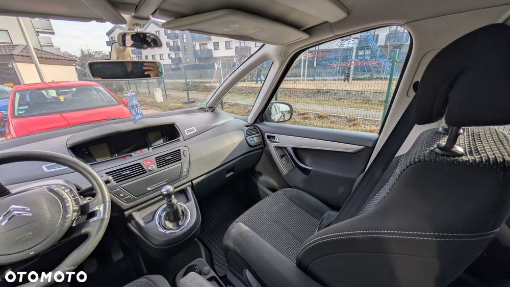 Citroën C4 Picasso 2.0 HDi FAP Exclusive - 13