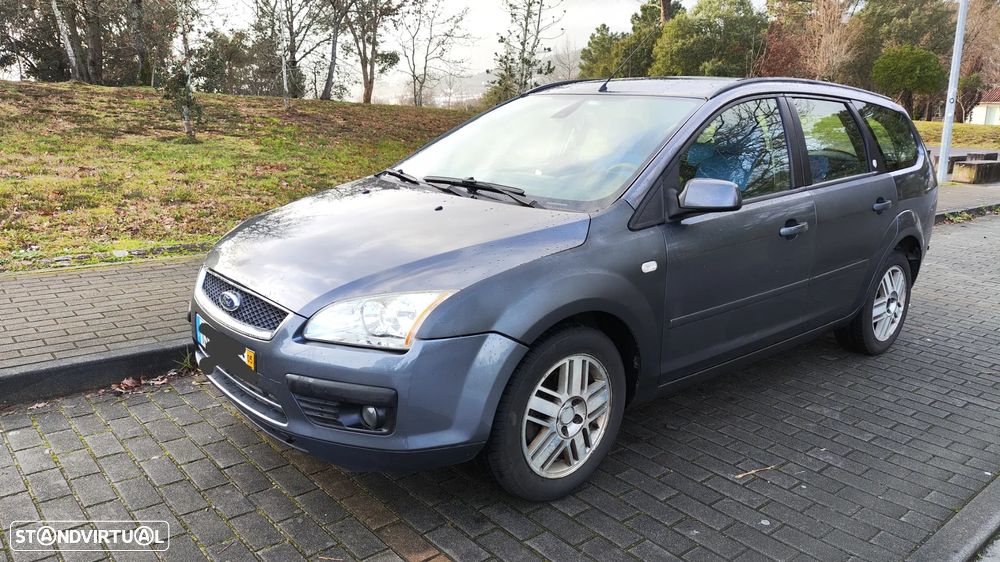 Ford Focus SW 1.6 TDCi Ghia - 12