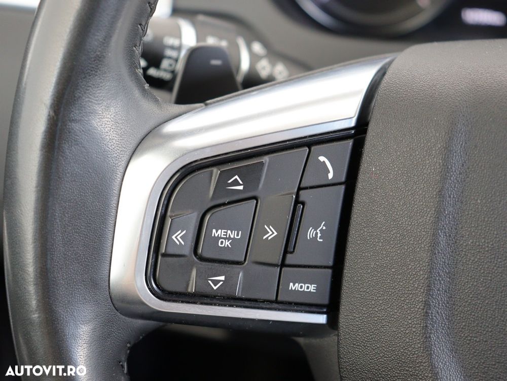 Land Rover Discovery Sport 2.0 l TD4 HSE Luxury Aut. - 15