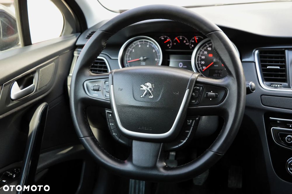 Peugeot 508 1.6 e-THP Allure S&S - 20