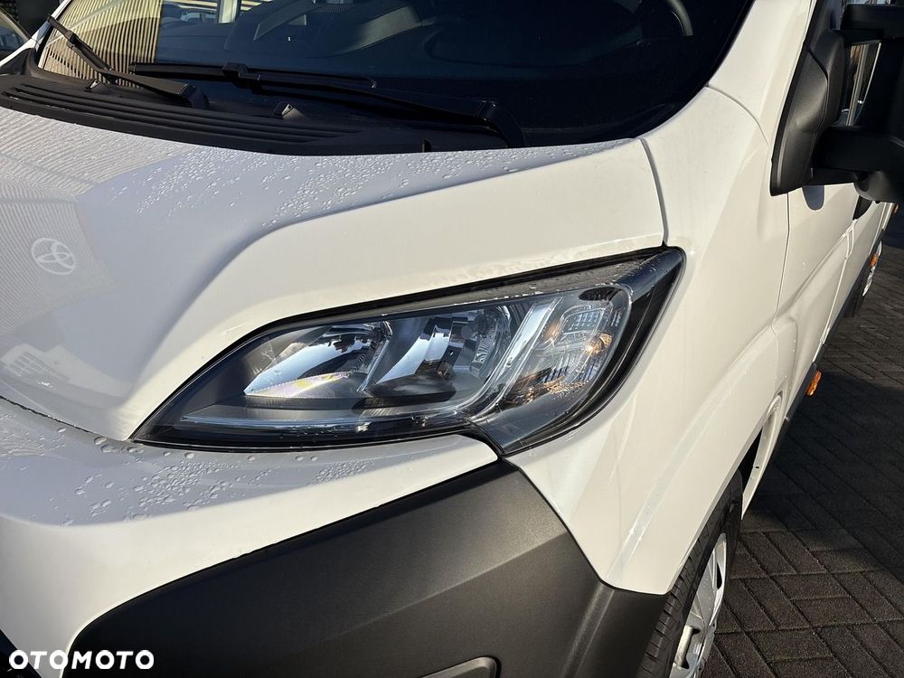 Toyota PROACE MAX - 25