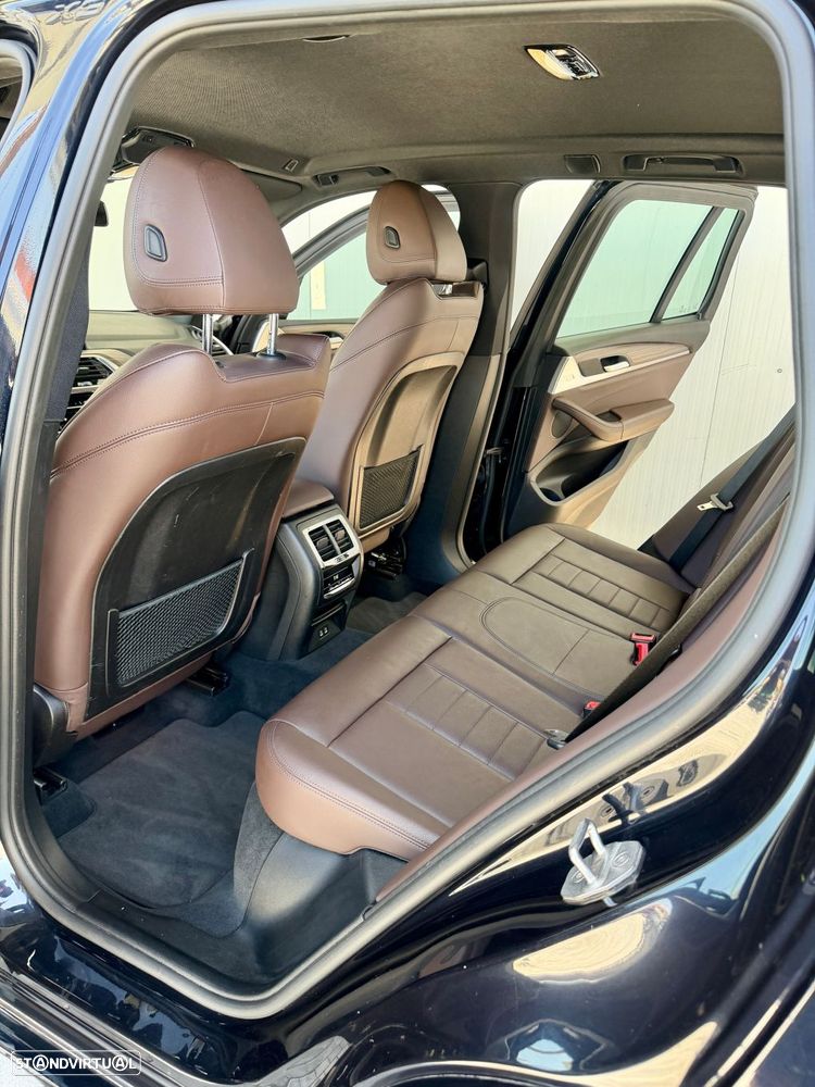 BMW X3 30 e xDrive Pack M - 23