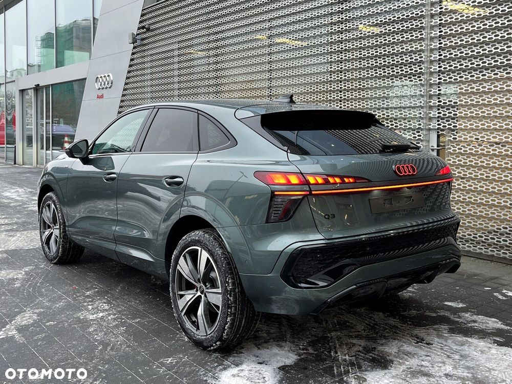 Audi Q3 Sportback - 4