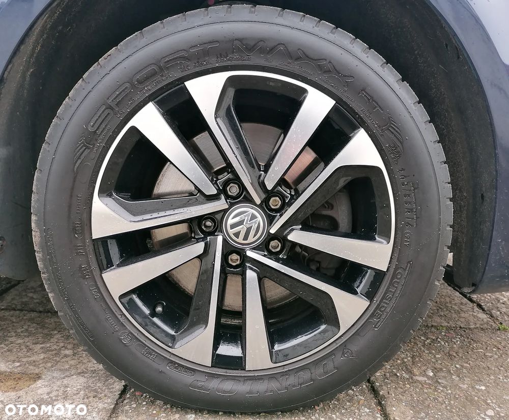 Volkswagen Touran 2.0 TDI DPF DSG Highline - 22
