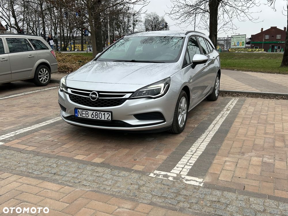 Opel Astra - 2