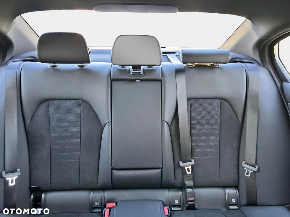 BMW Seria 3 330e PHEV xDrive M Sport - 33