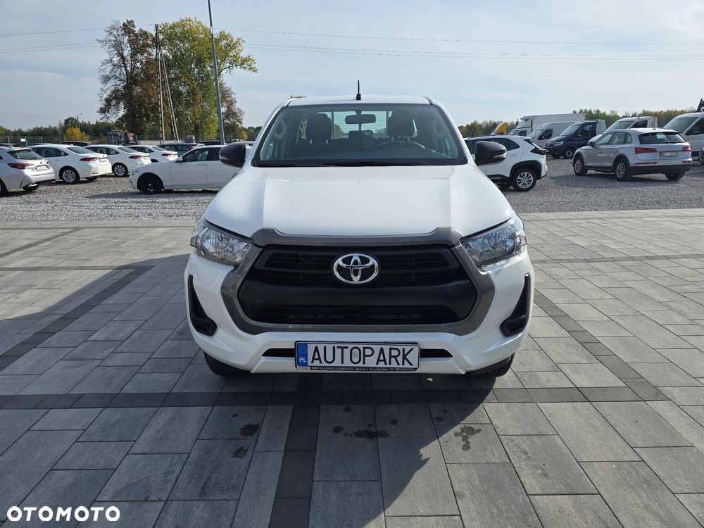 Toyota Hilux 2.4 D-4D Double Cab DL 4x4 - 5