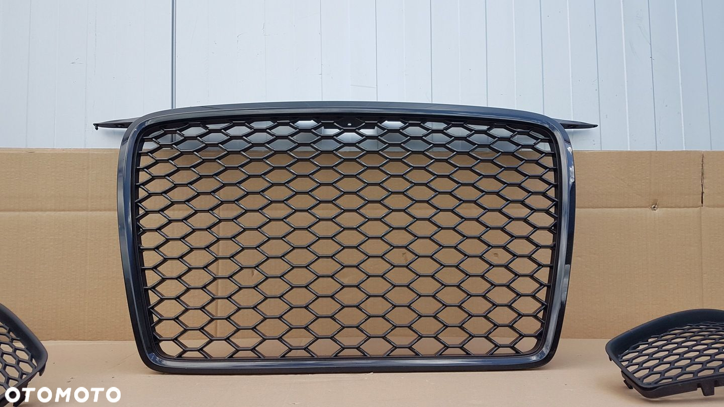 GRILL ATRAPA AUDI RS3 8P KRATKI S3 8P - 8