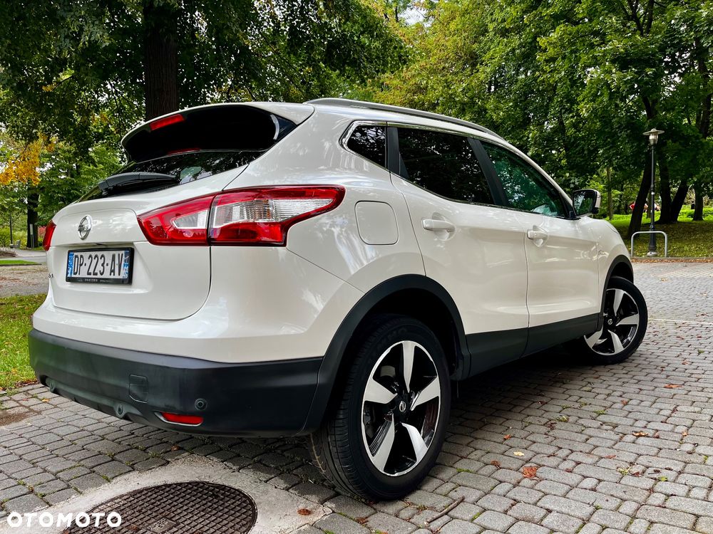 Nissan Qashqai - 4