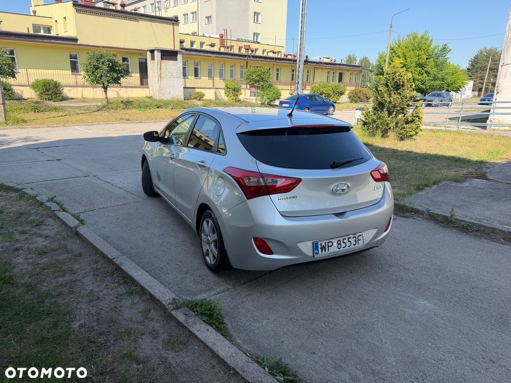 Hyundai i30 1.4 Classic - 5