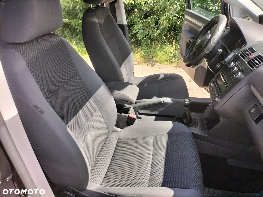 Volkswagen Touran 1.6 TDI DPF Comfortline Perfectline - 6