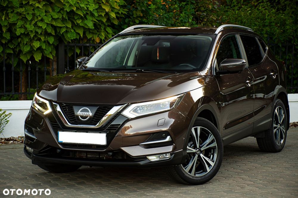 Nissan Qashqai 1.2 DIG-T Xtronic TEKNA - 2