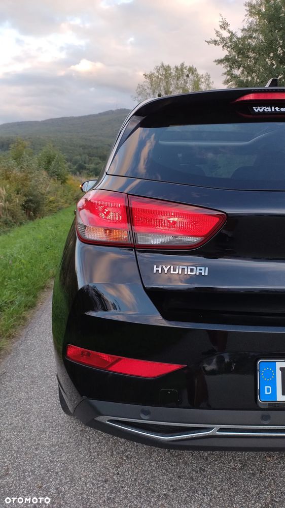 Hyundai i30 1.0 T-GDI 48V-Hybrid DCT Connect & Go - 22