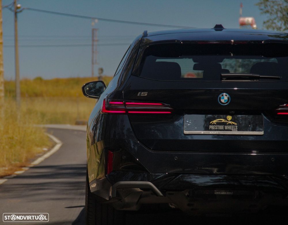BMW i5 eDrive40 Pack Desportivo M Pro - 9