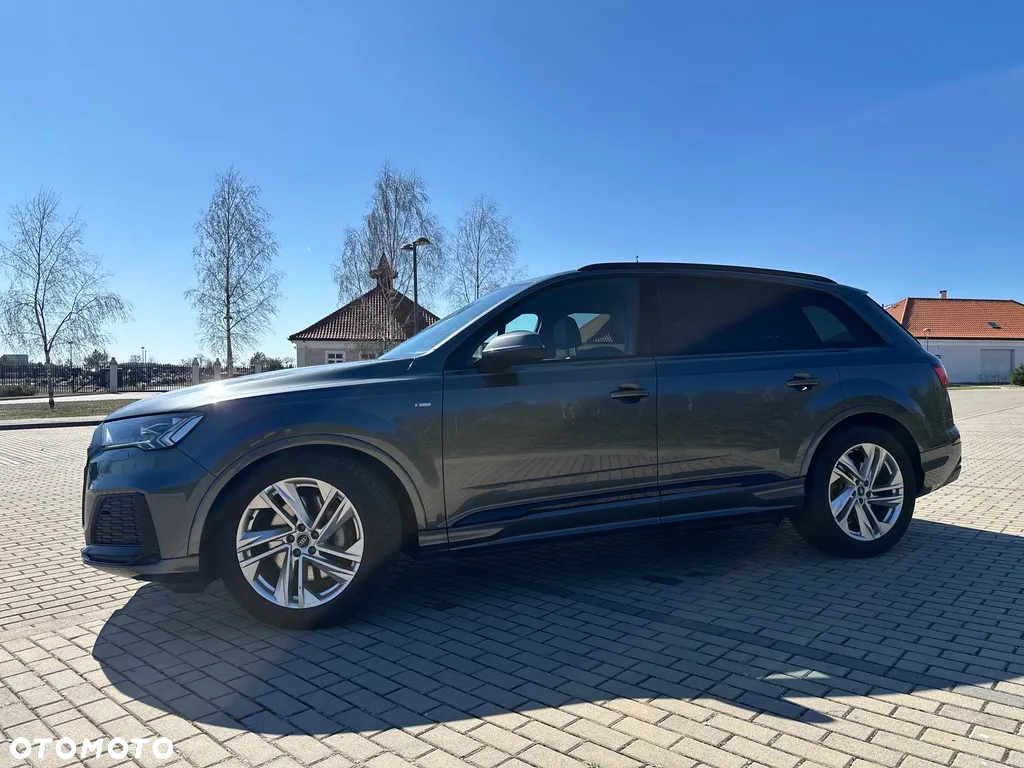 Audi Q7 - 10