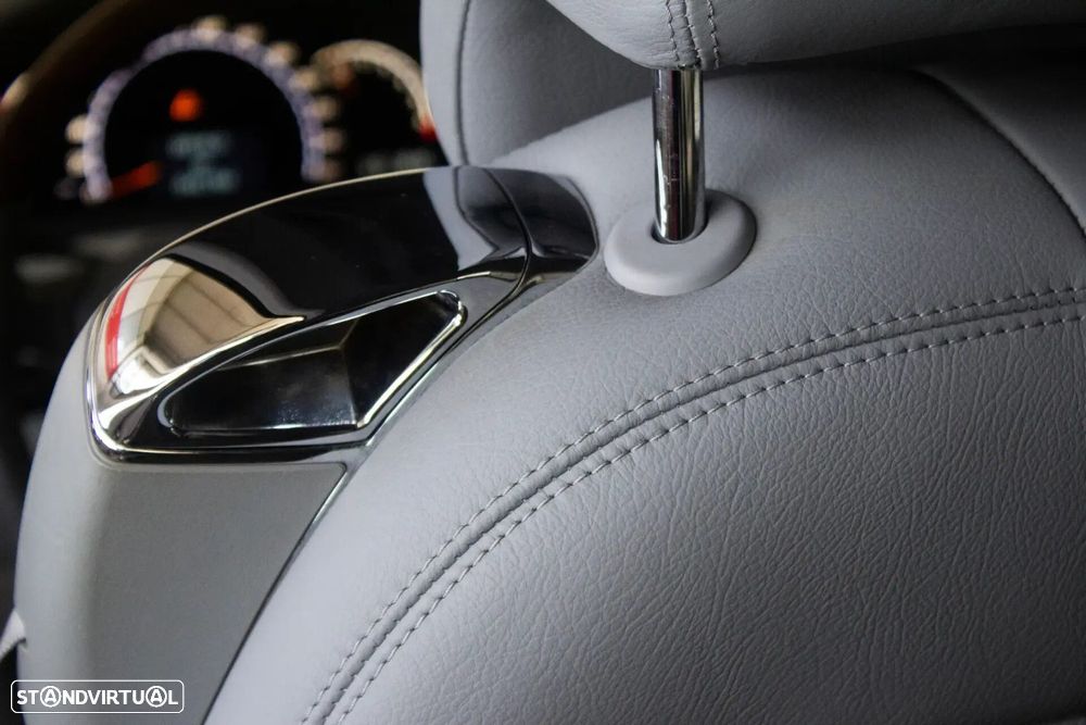 Mercedes-Benz CL 500 - 54