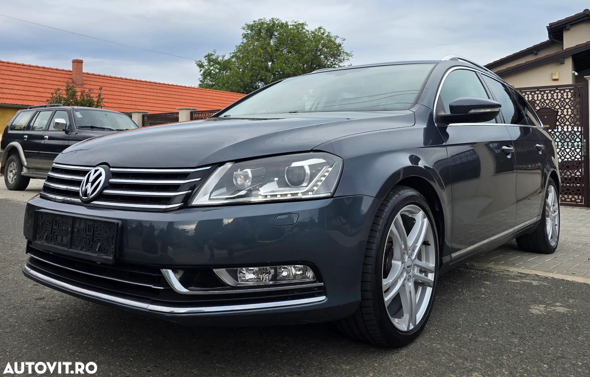 Volkswagen Passat Variant 2.0 TDI 4Motion BlueMotion Technology Highline - 1