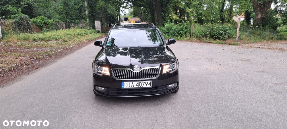 Skoda Superb 1.6 TDI Active Greenline - 1