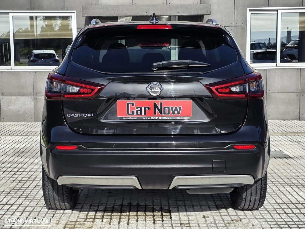 Nissan Qashqai 1.5 dCi N-Connecta J18 - 11
