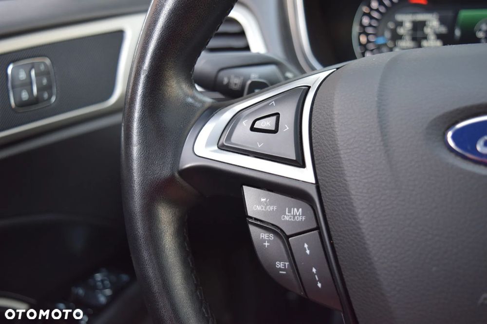 Ford Mondeo Vignale 2.0 TDCi 4WD PowerShift - 23