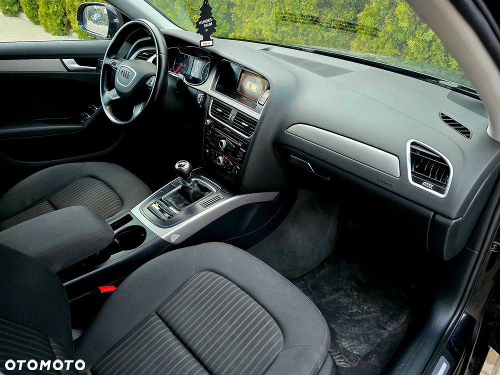 Audi A4 Avant 2.0 TDI DPF Ambiente - 21