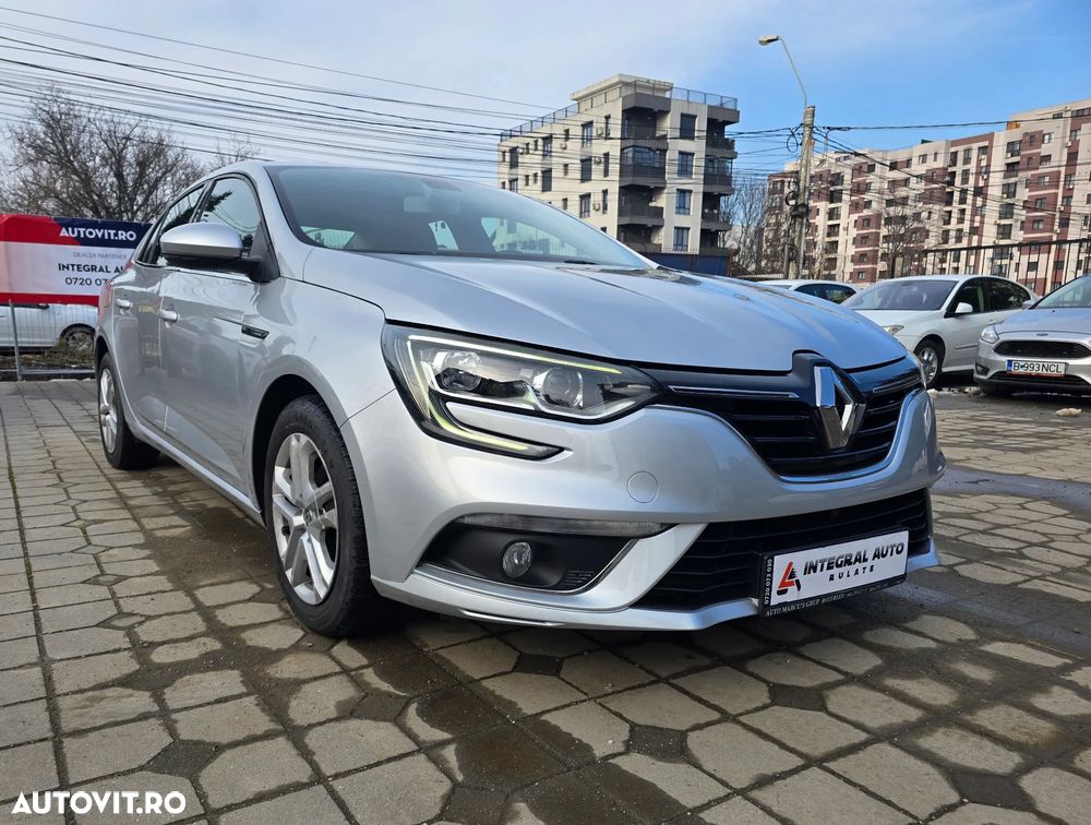 Renault Megane Blue dCi 116 Zen - 2