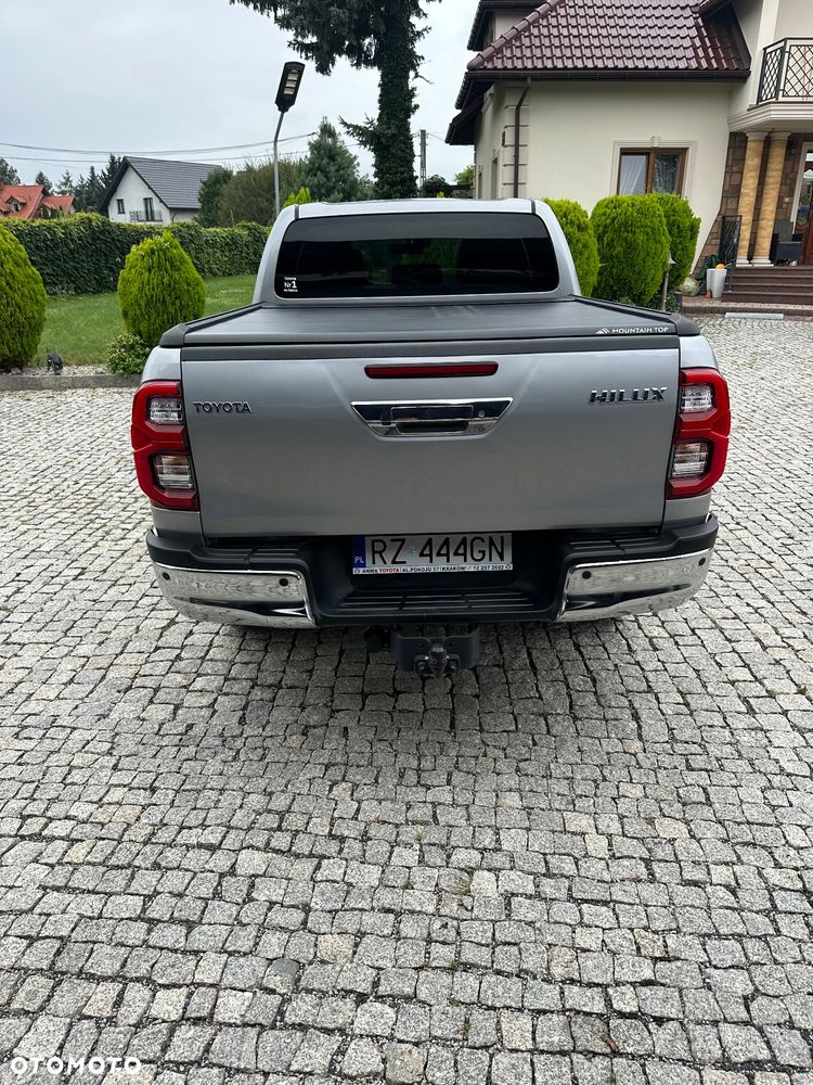 Toyota Hilux 2.8 D-4D Double Cab SR5+ 4x4 - 7