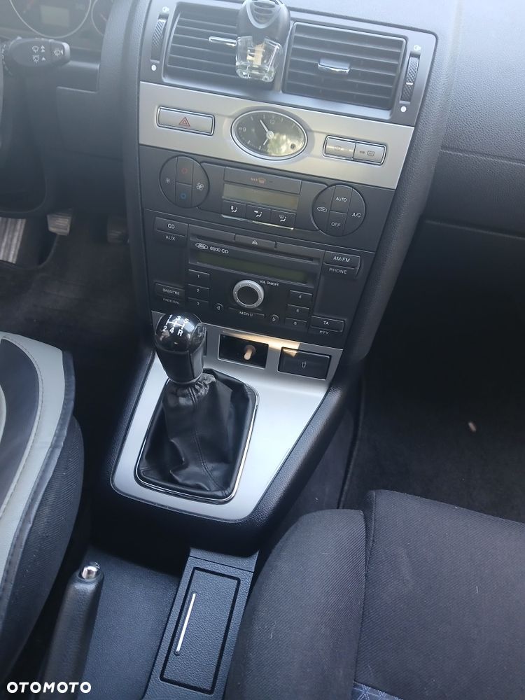 Ford Mondeo - 5