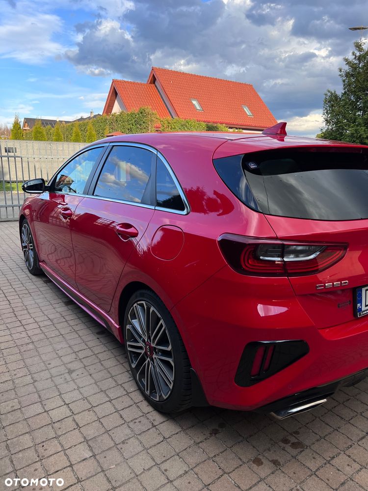 Kia Ceed - 4