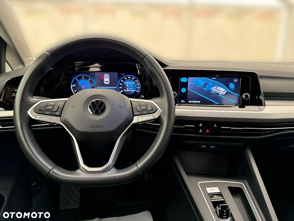 Volkswagen Golf - 15