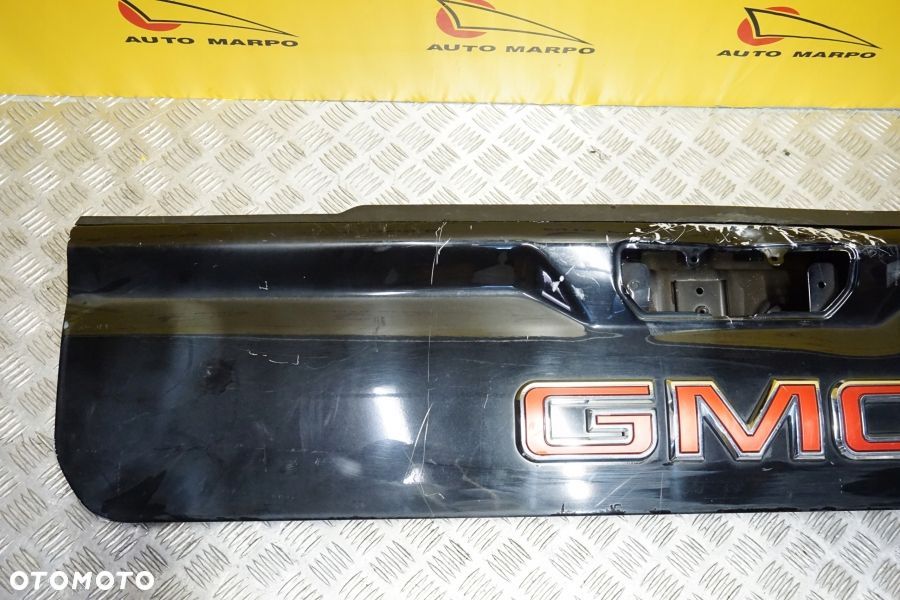 GMC SIERRA 2019 - 2024 Klapa Tylna Bagażnik Burta Tył Górna USA - 5