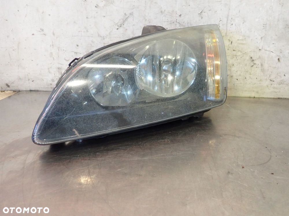 LAMPA LEWA PRZEDNIA FORD FOCUS MK2