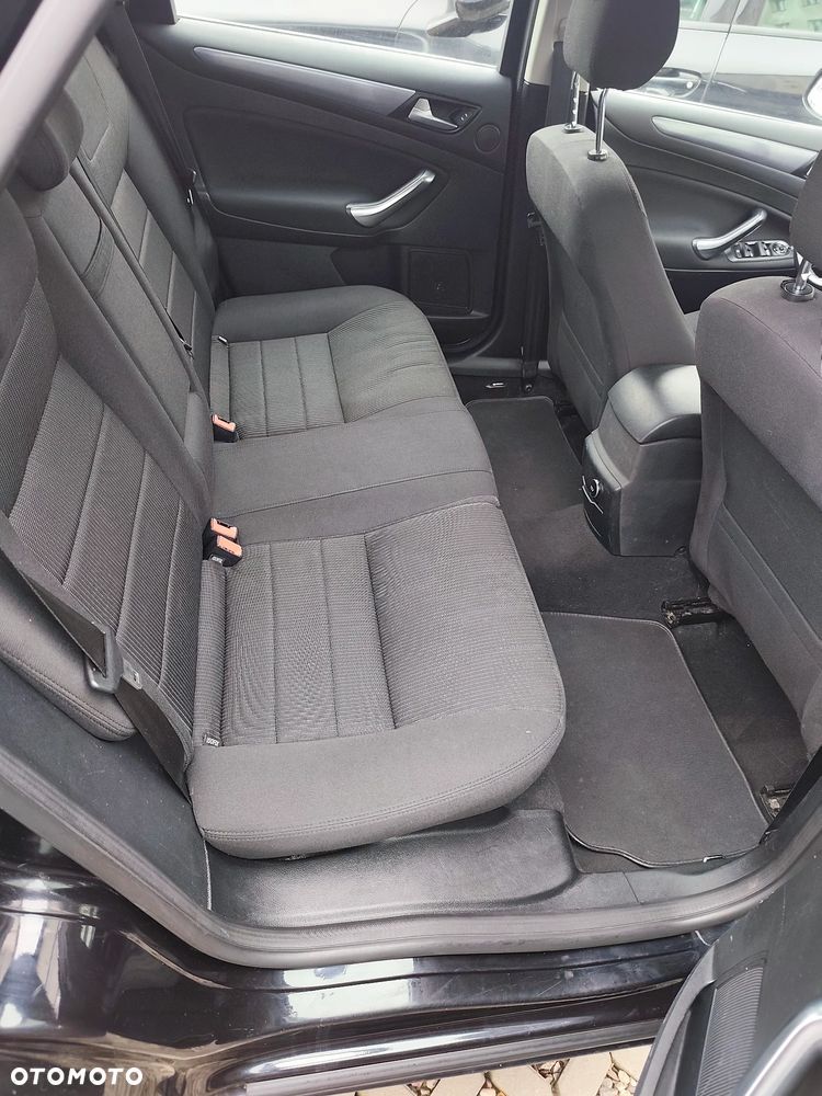 Ford Mondeo 2.0 TDCi Titanium - 9