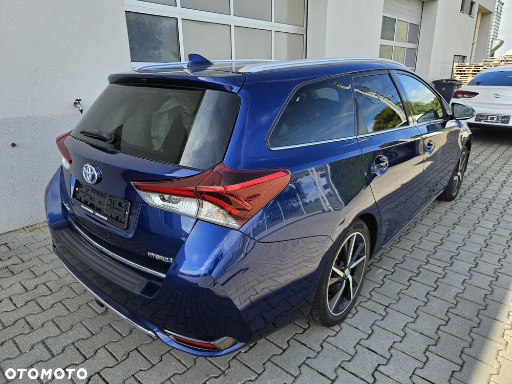 Toyota Auris - 4