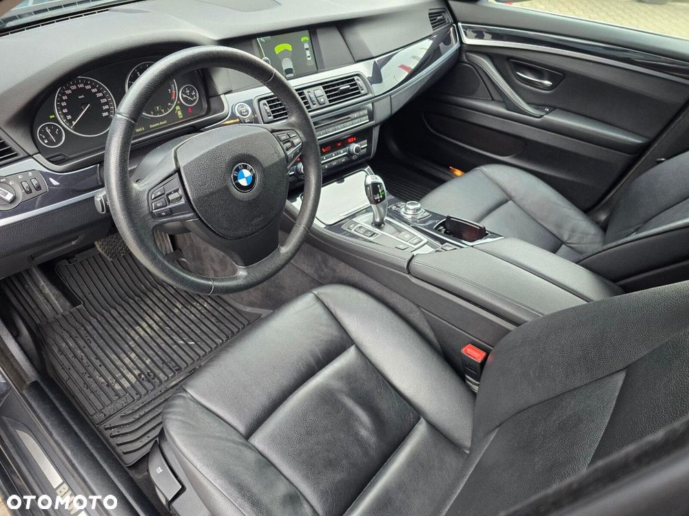 BMW Seria 5 - 12