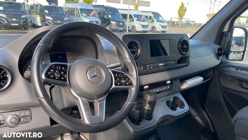 Mercedes-Benz Sprinter - 18